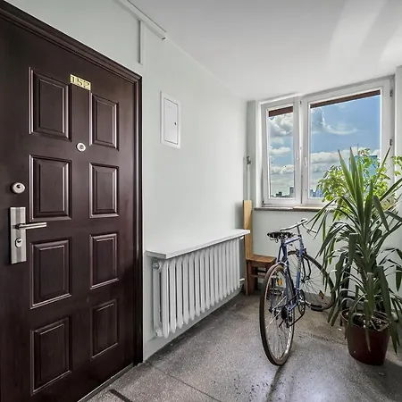 Metro Dworzec Gdanski Standard Studio Апартаменты